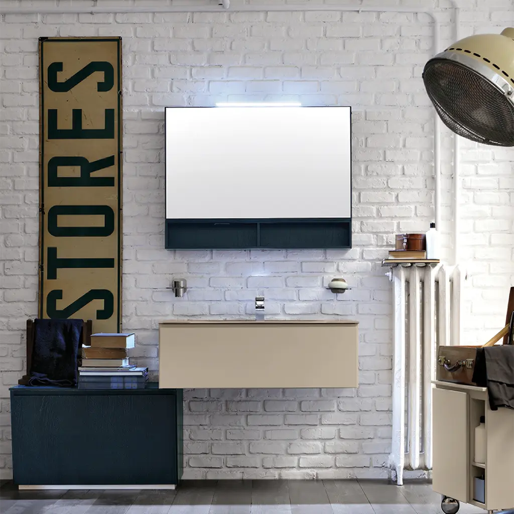 A72K - Chrome mirror LED lamp