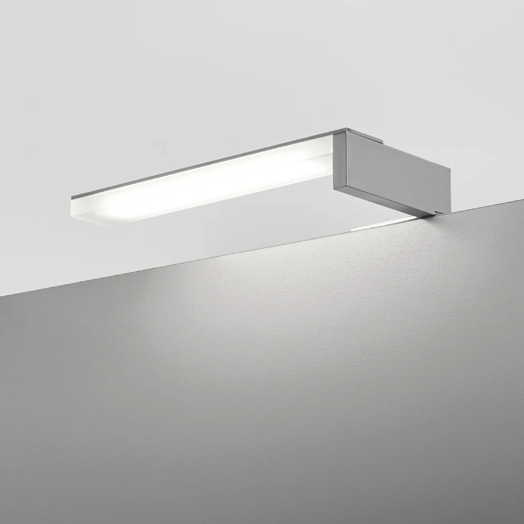 A57K - Lampada LED da specchio cromata